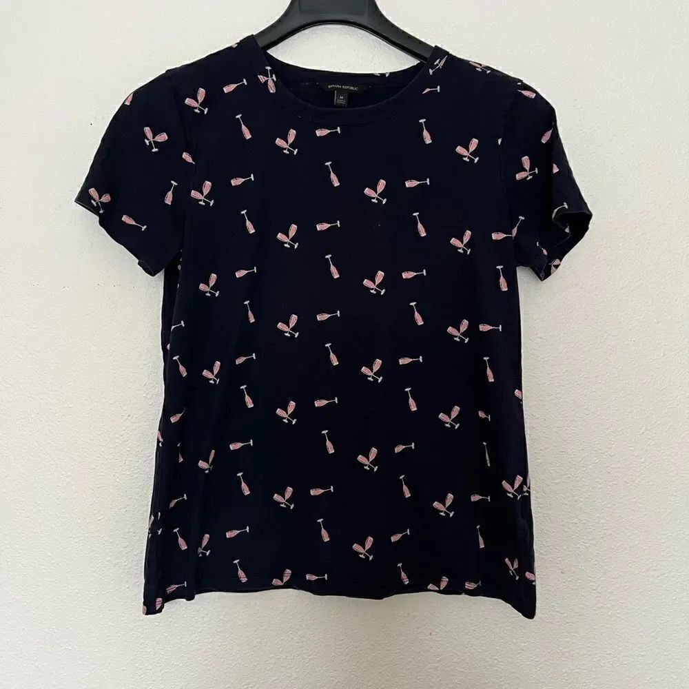 BANANA REPUBLIC Champagne Glass Novelty Tee M